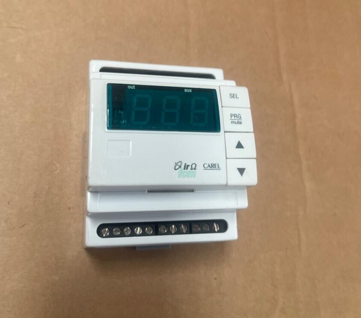 CAREL - FCM00NTC00 - Universal Temperature Controller