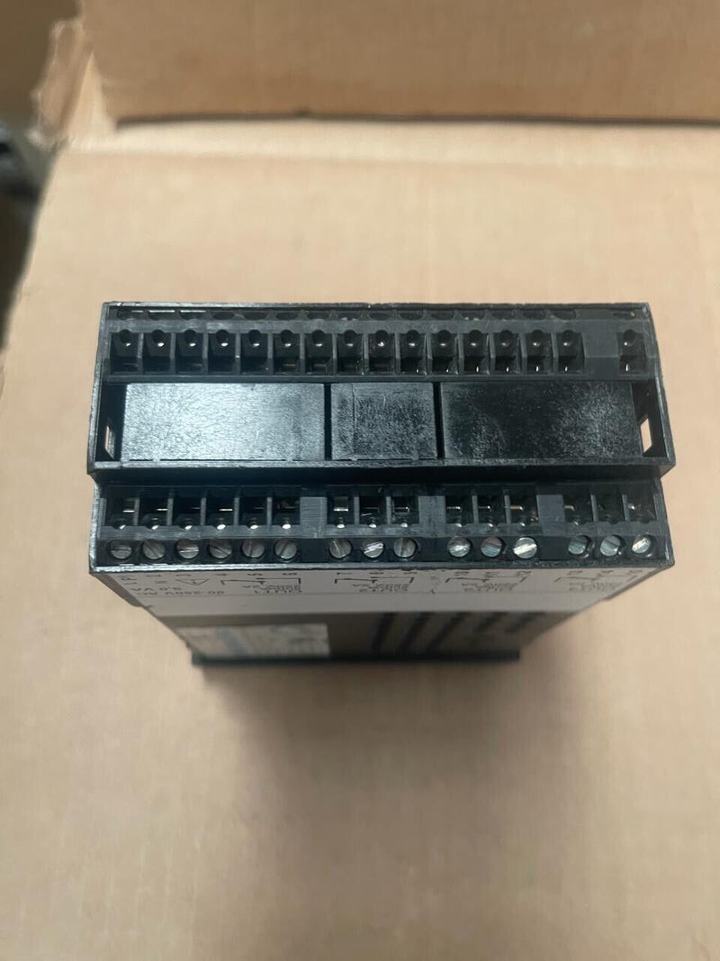 PMA KS90 - KS90-110-0100D-000 - PID Universal process controller
