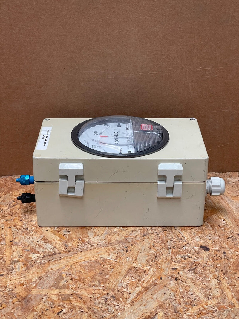 Briem – 250200 – Differential Pressure Monitoring Box with Magnehelic Gauge