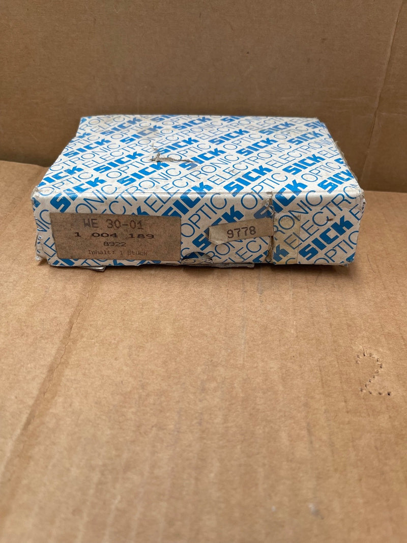 SICK – WE30‑01 / 1 004 189 – Photoelectric Sensor (10‑30 V DC)