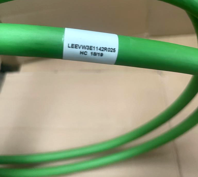 Schneider Electric - LEEVW3E1142R025 - VW3E1142R025 - Cable