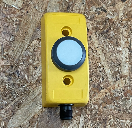 ABB – 2TLA022316R3000 (Smile 11RO1) – Illuminated Reset Button in Smile Housing