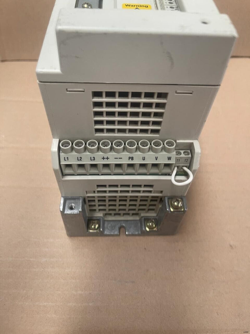 KEB COMBIVERT F5 - 07.F5.B3B-3B0A - VFD 1.8KVA 0.75kW