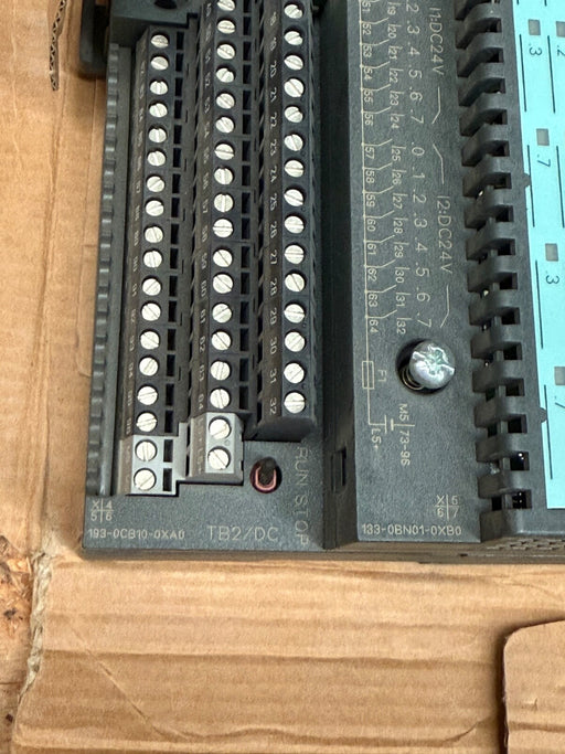 Siemens – 6ES7 193‑0CB10‑0XA0 + 6ES7 133‑0BN01‑0XB0 – 24DI/8DO Digital Module
