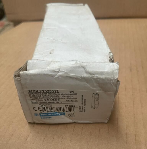 Telemecanique, XCSLF2525312, Safety interlock metal XCS 2 NC+2 NO 24V