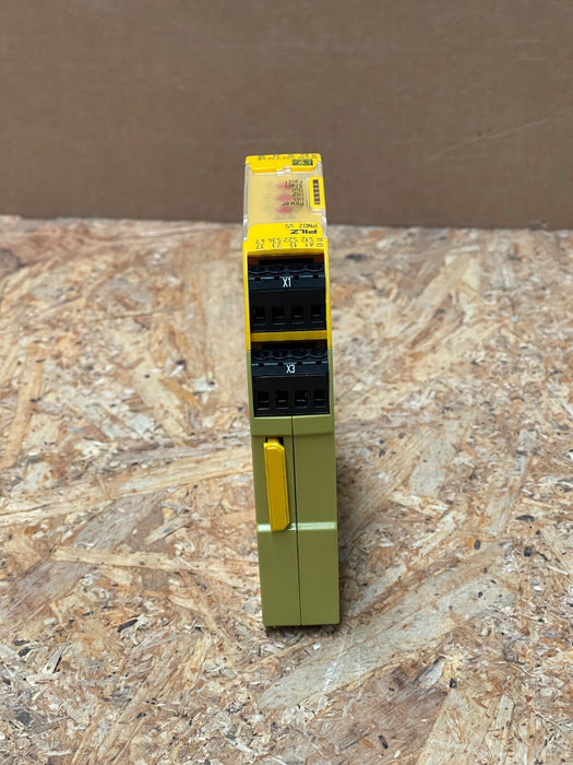 PILZ – 750135 (PNOZ s5) – DIN‑Rail Safety Relay, 48–240 V AC/DC, 2 NO + 2 NO(t)