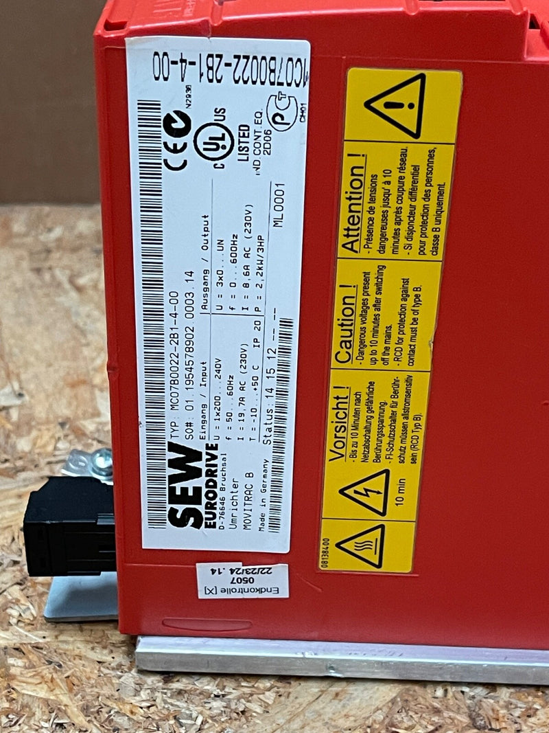SEW‑EURODRIVE – MC07B0022‑2B1‑4‑00 – MOVITRAC B 2.2 kW 1Phase Frequency Inverter