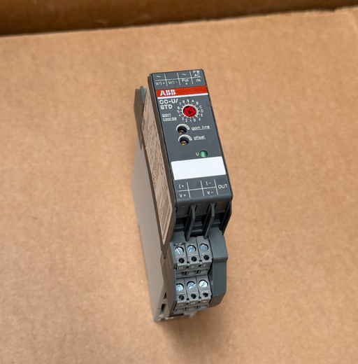 ABB – 1SVR040001R0400 CC‑U/STD – Universal Signal Converter, 110–240 VAC