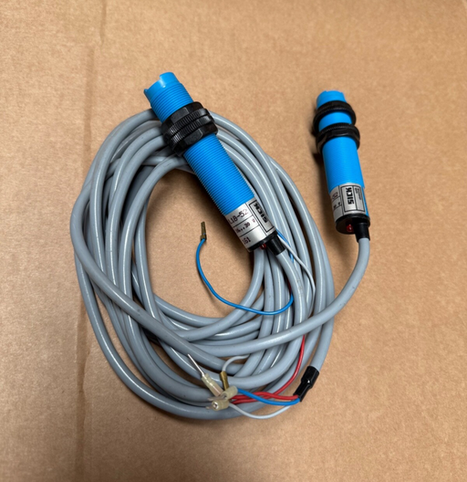 SICK – VL18‑52 – M18 Barrel Retro‑Reflective Photoelectric Sensor