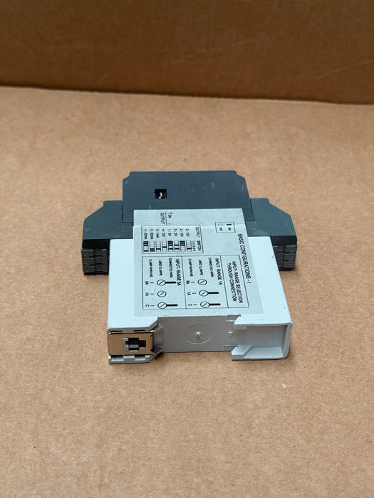 ABB – 1SVR040006R0100 CC‑U/I – Universal RMS Current Converter, 0–1/5A input