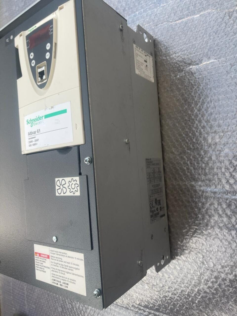 Schneider Electric ATV61 - ATV61HD22Y - VFD 18.5kW/500V - 22kw/690V - 25HP