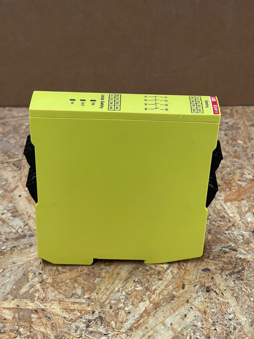 ABB – 2TLA010040R0200 – Sentry BSR11 24 V DC Safety/Expansion Relay, 4NO