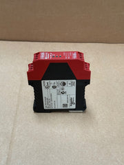Schneider Electric – XPSAF5130P – Preventa Emergency‑Stop Safety Relay, 3 NO