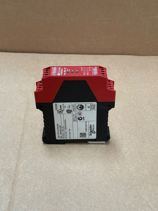 Schneider Electric – XPSAF5130P – Preventa Emergency‑Stop Safety Relay, 3 NO