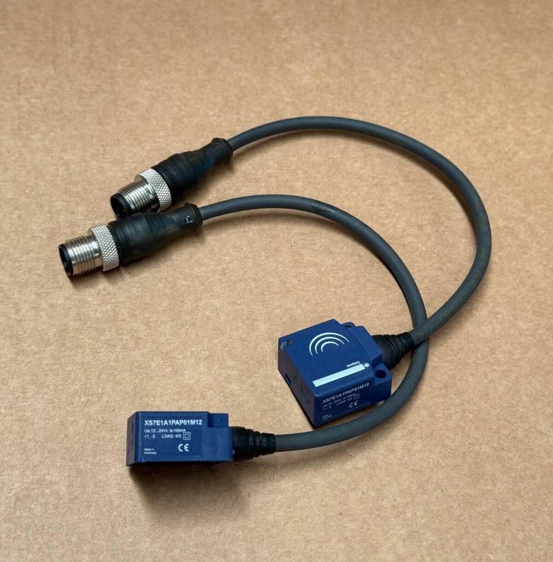 Telemecanique – XS7E1A1PAP01M12 – M30 Flush PNP Inductive Proximity Sensor