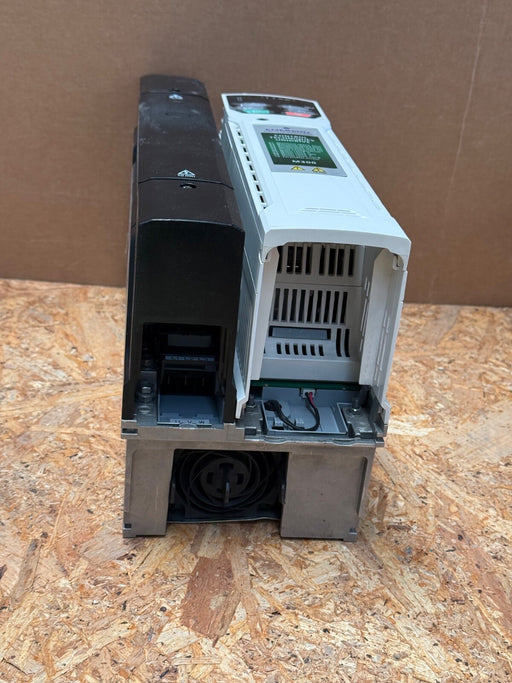Emerson – M300‑054 00270 A – Unidrive M300 15 kW VFD, 3× 400 V AC, SIL3 STO