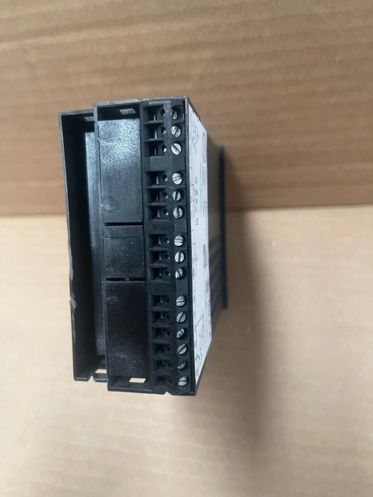 PMA - TB40-111-00000-U00 - PID Thermostat