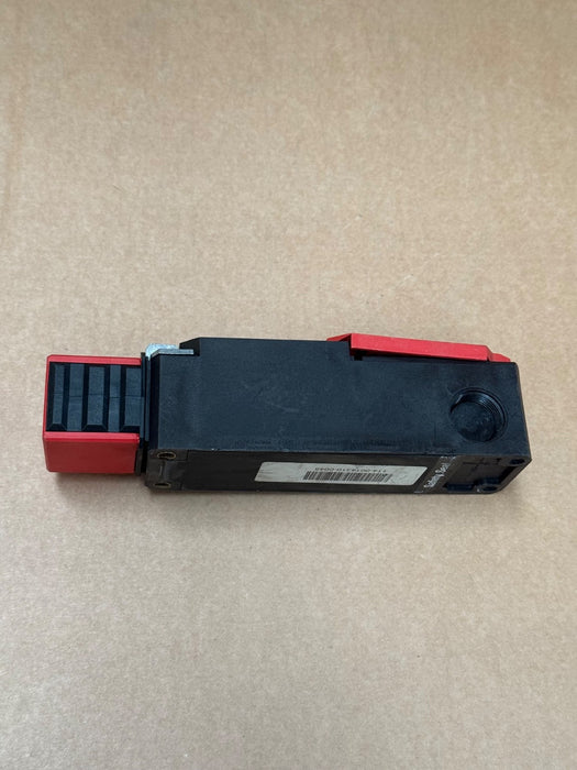 Bernstein – SLK‑M‑UC‑55‑R0‑A0‑L0‑0 – Safety Interlock Switch, NC+NO, IP67, M20