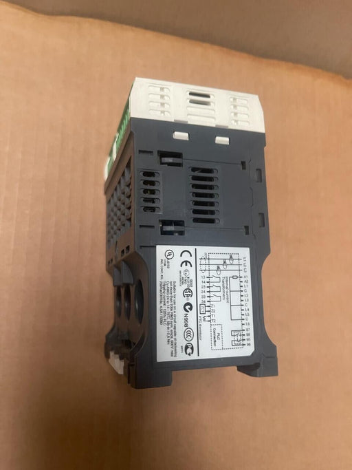 Schneider Electric TeSys T - LTMR100CBD - Motor Controller 6 Inputs 3 Outputs