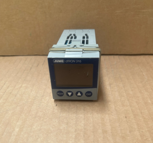 JUMO – dTRON 316 – 703041/181-000-25/000 Compact Temperature / Process Controlle