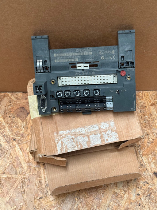 Siemens – 6ES7 193‑0CD40‑0XA0 – ET200B TB8 Terminal Block 4‑Wire Spring Terminal