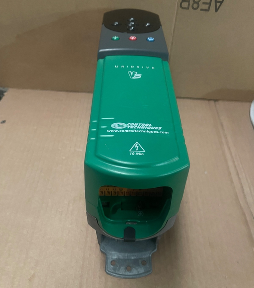 Control Techniques – UNI1401 – Unidrive M100 AC Drive 0.75 kW