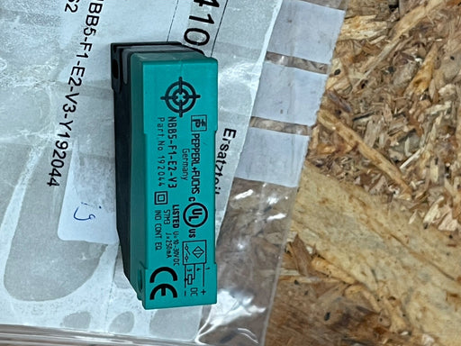 Pepperl+Fuchs - NBB5-F1-E2-V3 - Inductive Proximity Sensor, 5 mm, PNP NO, M12, I