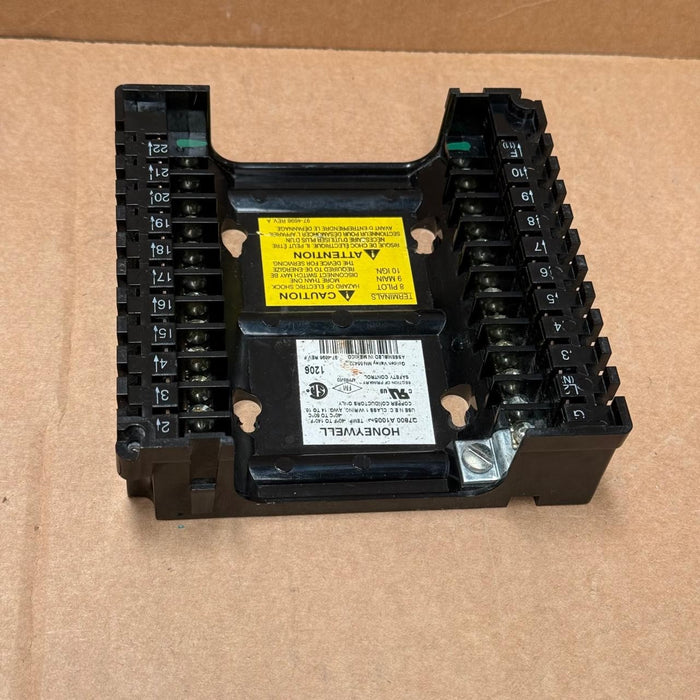 Honeywell – Q7800A1005 – 22‑Terminal Universal Wiring Sub‑Base