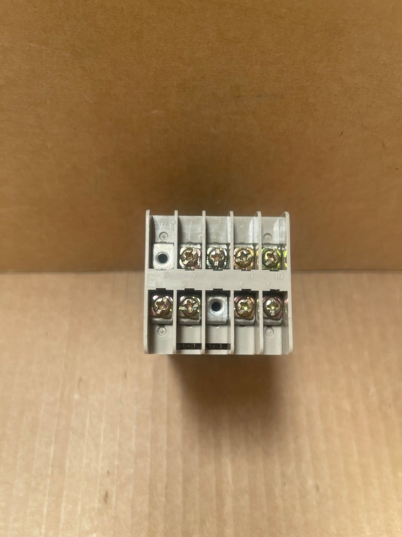Omron E5CS‑Q1KJX‑522 Temperature Controller