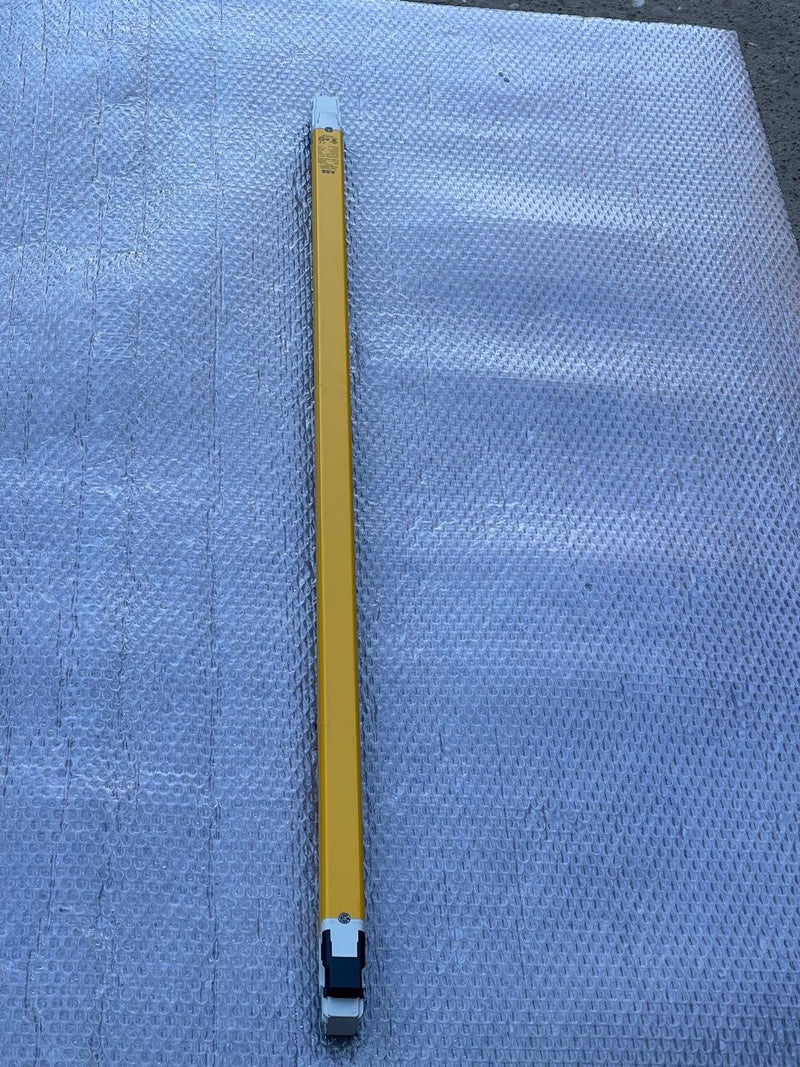 ABB – 2TLA022303R0700 – Orion1 Extended 1.2 m Safety Light Curtain (0.2–20 m)