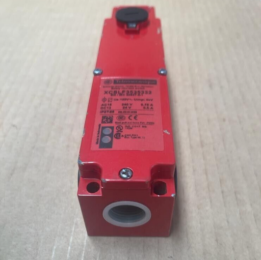 Telemecanique, XCSLF3535332, Safety switch metal XCSLF, 2NC+4 NO 120V