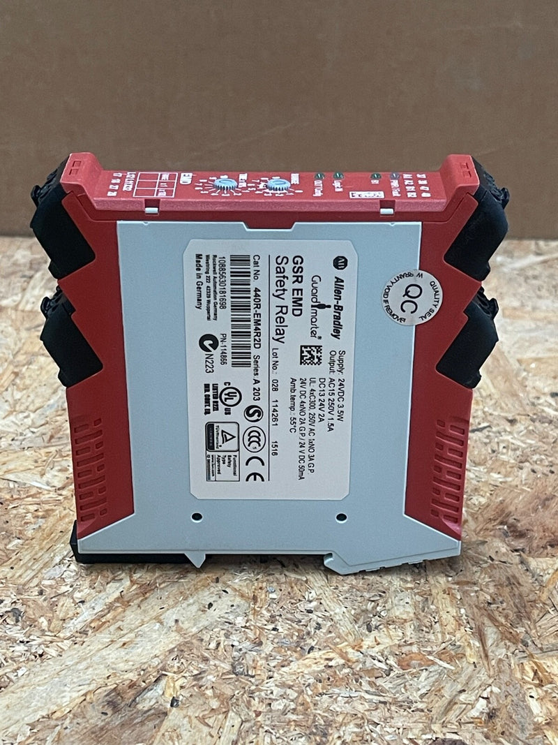 Allen‑Bradley – 440R‑EM4R2D – GuardMaster Expansion Module with 4 Delayed Safety