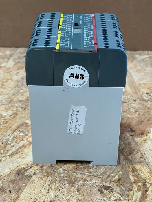 ABB – 2TLA020070R1700 – Pluto B46 v2 Safety Programmable Controller, 24 V DC