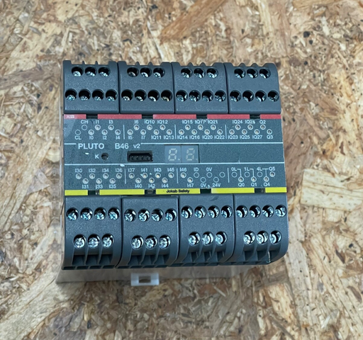 ABB – 2TLA020070R1700 – Pluto B46 v2 Safety Programmable Controller, 24 V DC
