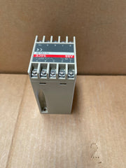 ABB – SACE YU‑DELAY 702209/805 – Time‑Delay Relay (220‑250 V AC/DC)
