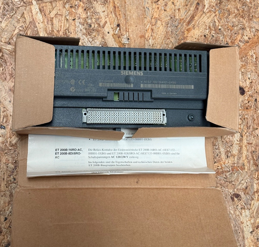 Siemens – 6ES7 132‑0HH01‑0XB0 – ET 200B Digital Output Module, 16 Relay Outputs
