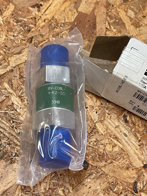 Parker - 8V-CO8L-1-KZ-SS - CO Series 1/2” Check Valve, 6000 PSI, VacuSeal