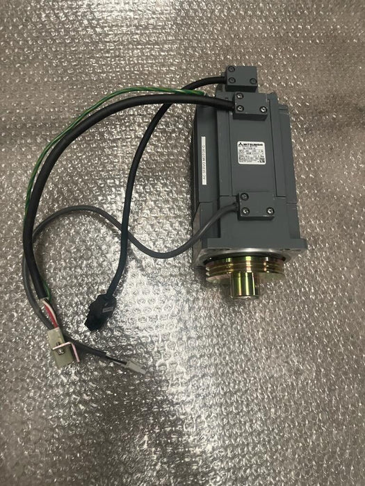 MITSUBISHI AC SERVO MOTOR HA-FF63B-UL 3AC 600W 3000r/min